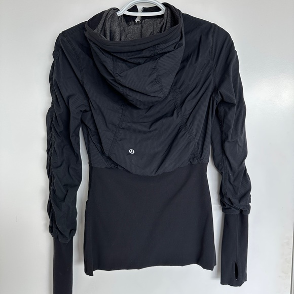 Lululemon Reversible Dance Studio Jacket Size 6 - Picture 2 of 3